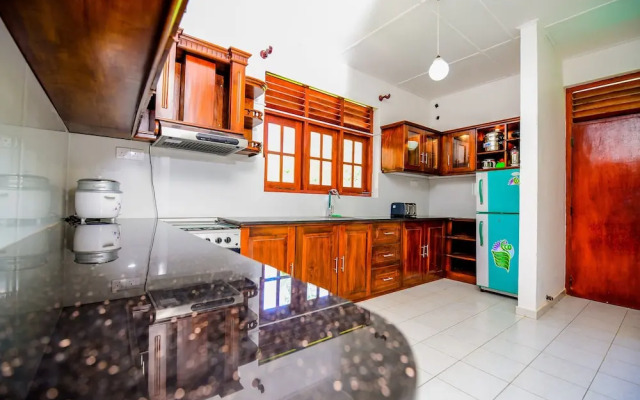 OYO 483 Kabalana Villa