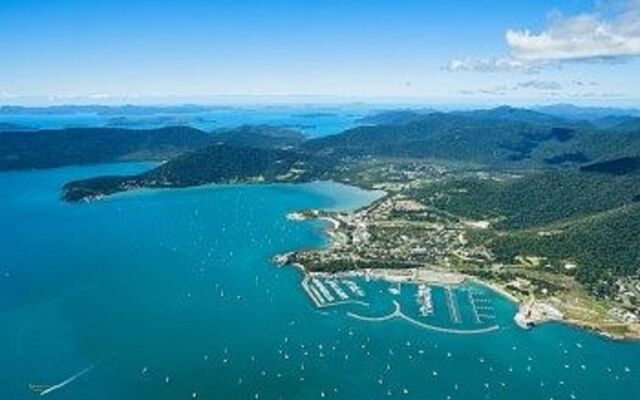 Peninsula Airlie Beach