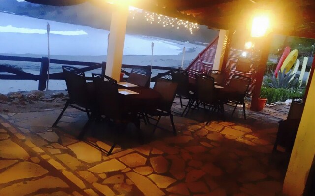 Marsella Beachfront B&B