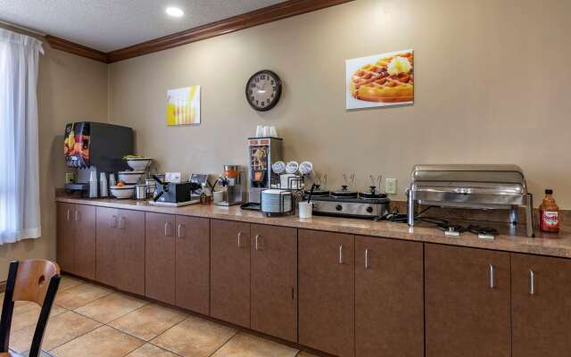 Quality Inn & Suites Rockport - Owensboro North (GOLD AWARD WINNER)