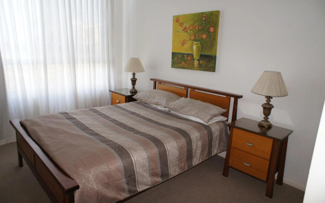 Kirra Beach Apartments