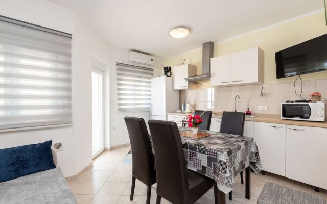 Cozy Apartment Paklenica 1
