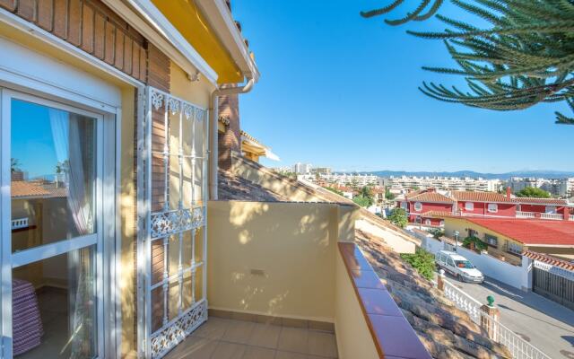 Villa - 5 Bedrooms with Pool and WiFi - 107872