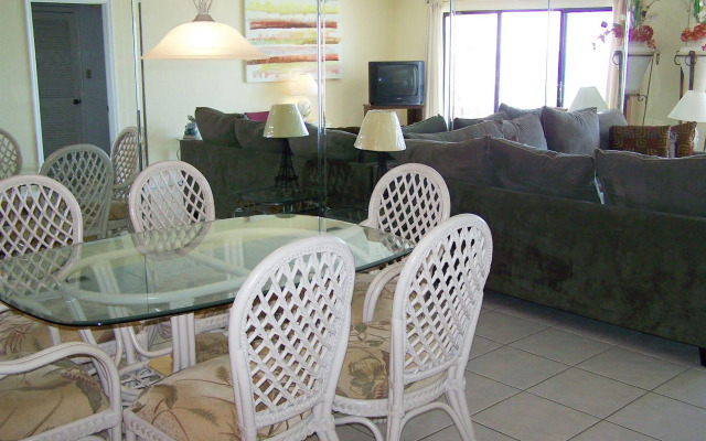 Seabreeze Condominiums