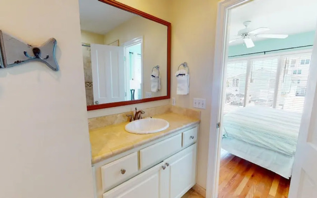 1711-a Strand Avenue