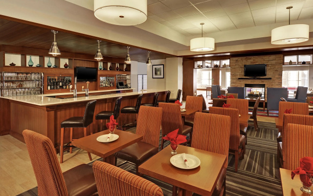 Four Points by Sheraton Cambridge Kitchener, Ontario
