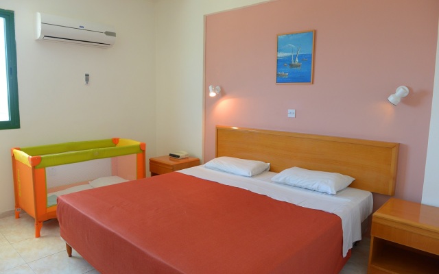 Artemis Hotel Apartments