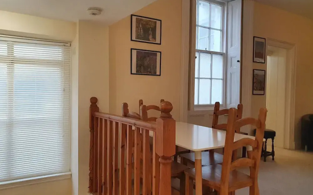 Impeccable 1-bed Apartment in Ilfracombe
