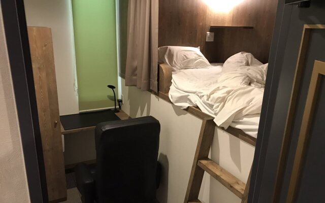 Comics & CapsuleHotel COMICAP Sapporo
