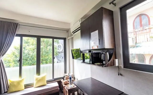 Cozy Riverview