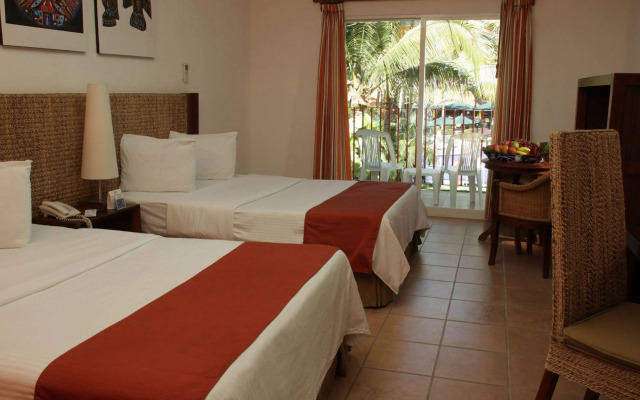 Decameron Los Cocos Guayabitos, Ramada All Inclusive Resort