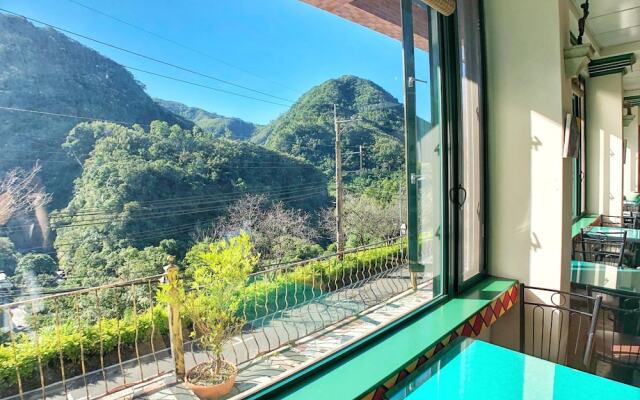 Xanadu Hostel