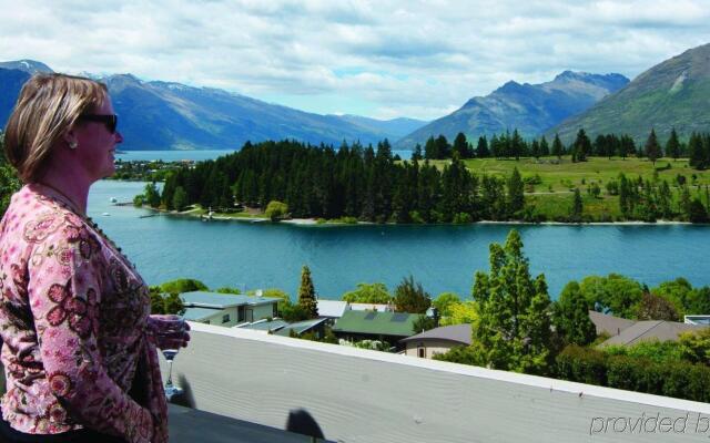 Copthorne Hotel & Apartments Queenstown Lakeview