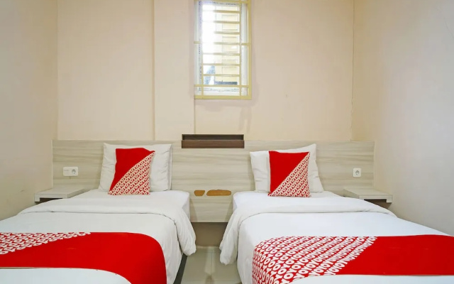 Collection O 91373 M Hotel