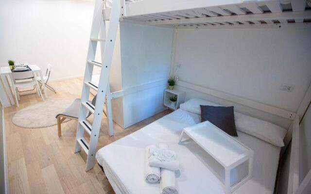Apartment Bocconi 1