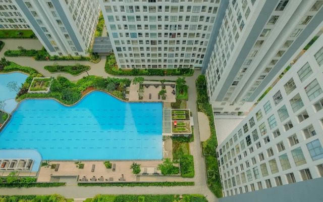 Simply Furnished And Comfy 2br Apartment @ M-Town Residences