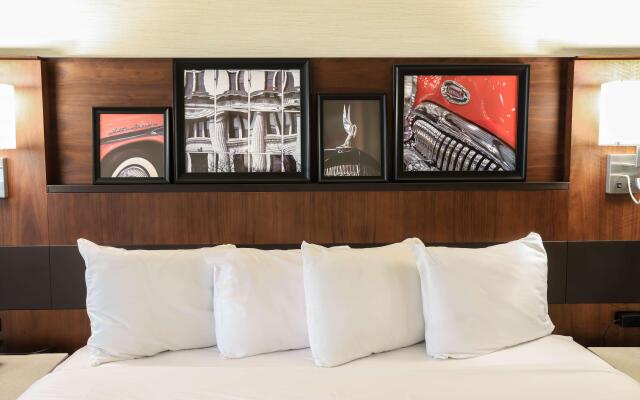 Radisson Plaza Hotel & Suites Kalamazoo
