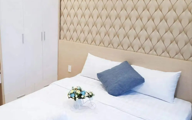 HQH Sea View Apartment