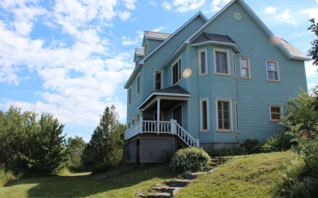 Maison de Campagne St. Irenee