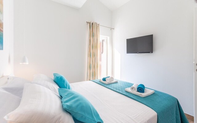 Awesome Apartment in Milna With 2 Bedrooms and Wifi