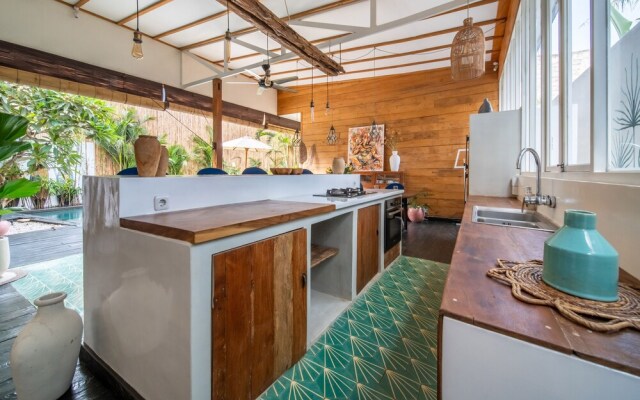 Splendid Villa Shakti Canggu Boho Chic 3bd & Pool