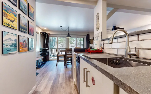 Hidden Valley #41 1 Bedroom Condo