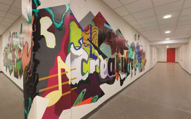 Radisson RED Minneapolis Downtown