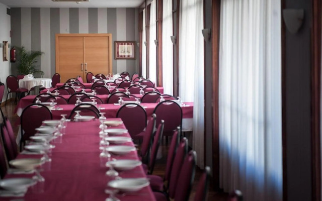 Hotel Unzaga Plaza