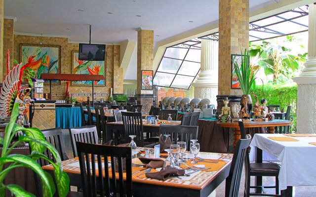 The GRAND PALACE Hotel - YOGYAKARTA