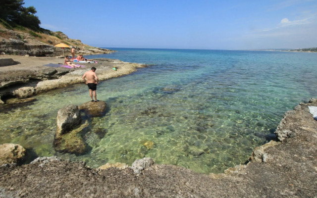 Luci Front Beach House