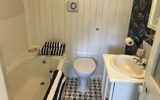 The Coach House - Trinity Lodge