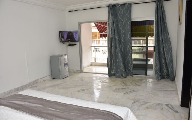 Azur Residence Angre Soleil 3