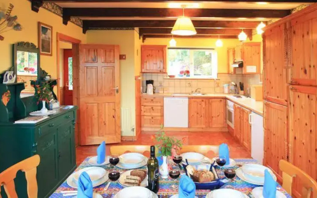 Fuchsia Cottage