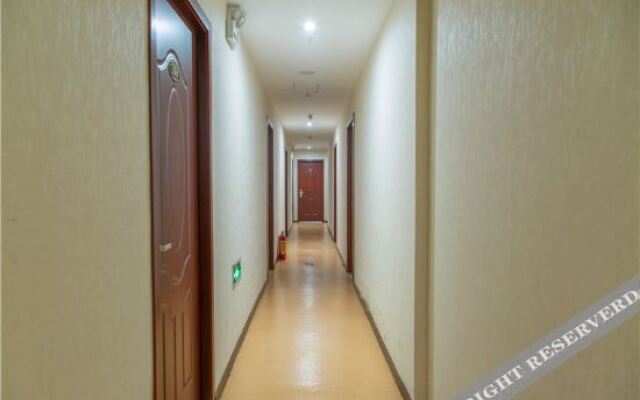 Oyo Zhuji Hi Wave Hotel