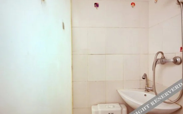 Baiyun Hostel