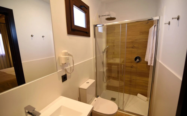 Hostal Santa Habitaciones