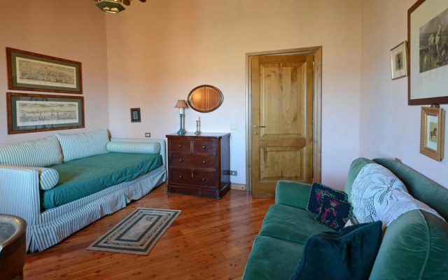 Pg-l188-lmne0at - Hostal de Todi 12