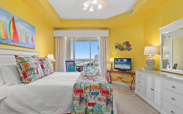 Beachfront Luxury 2Bd 2Ba Condo With Balcony! Sleeps 6!