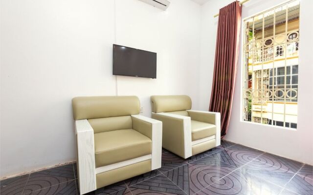 OYO 889 Ha Vy Motel