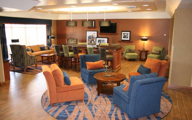 Hampton Inn Hutchinson