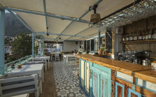 Kuytu Bed & Breakfast