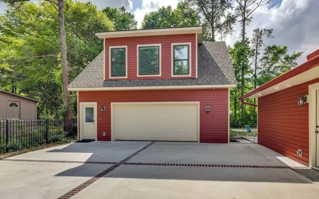 Walk to Old Town: Quiet Bluffton Vacation Rental