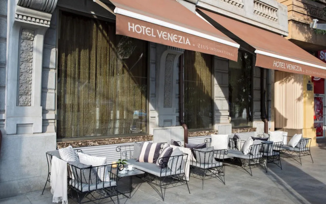 Hotel Venezia by ZEUS International
