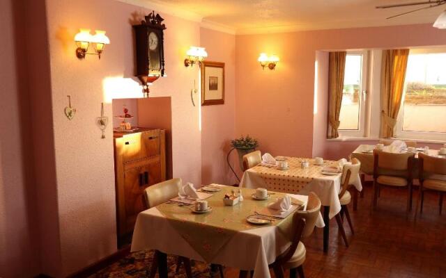 Cherry Tree Hotel