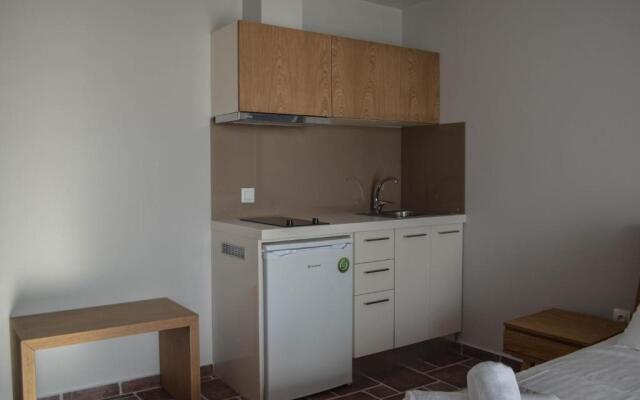 Sunshine Pool Apartment