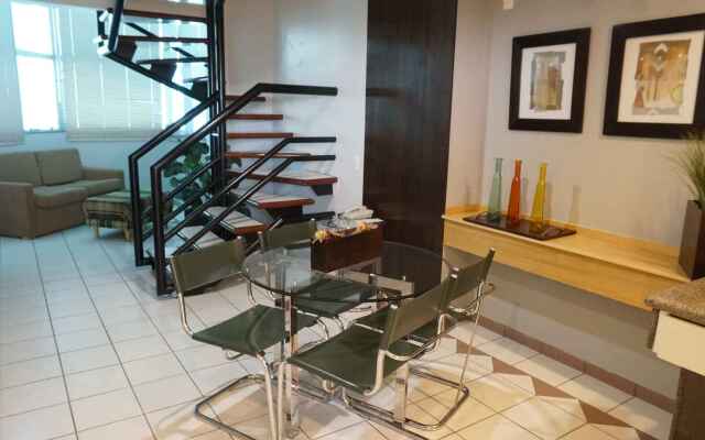 Bahamas Duplex by WS