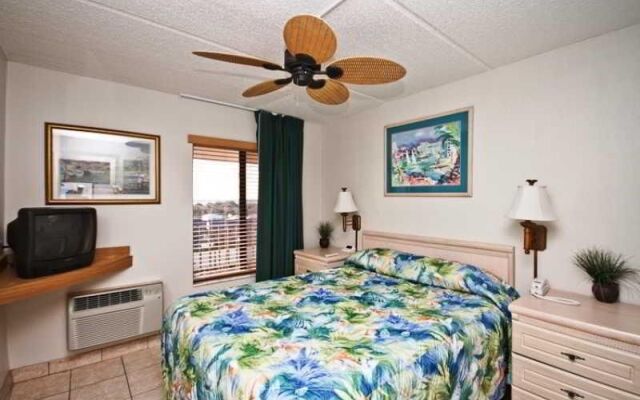 Beacher's Lodge Oceanfront Suites