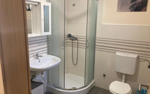 Alva Apartman (LOVELY ONE BEDROOM APARTMENT)