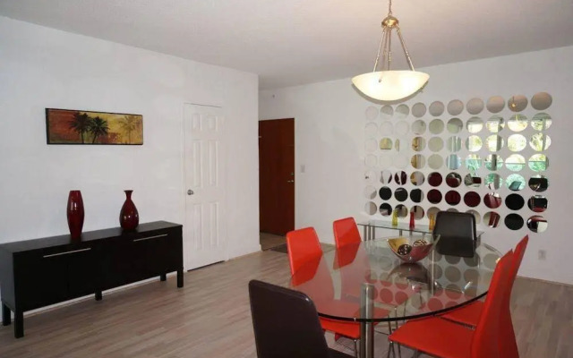 Private Residence at Ocean Residences