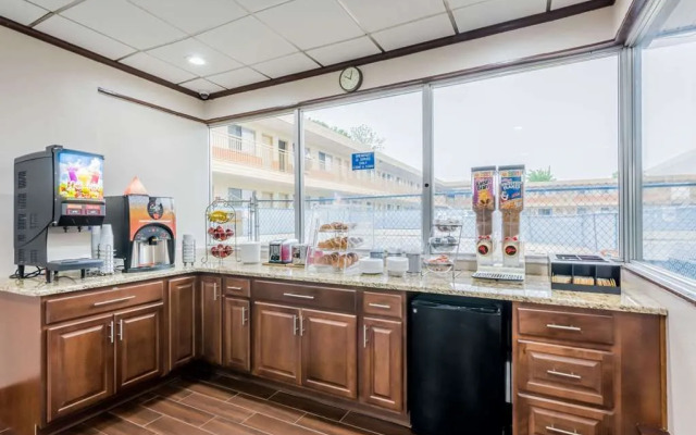 Lancaster Amish Country Travelodge